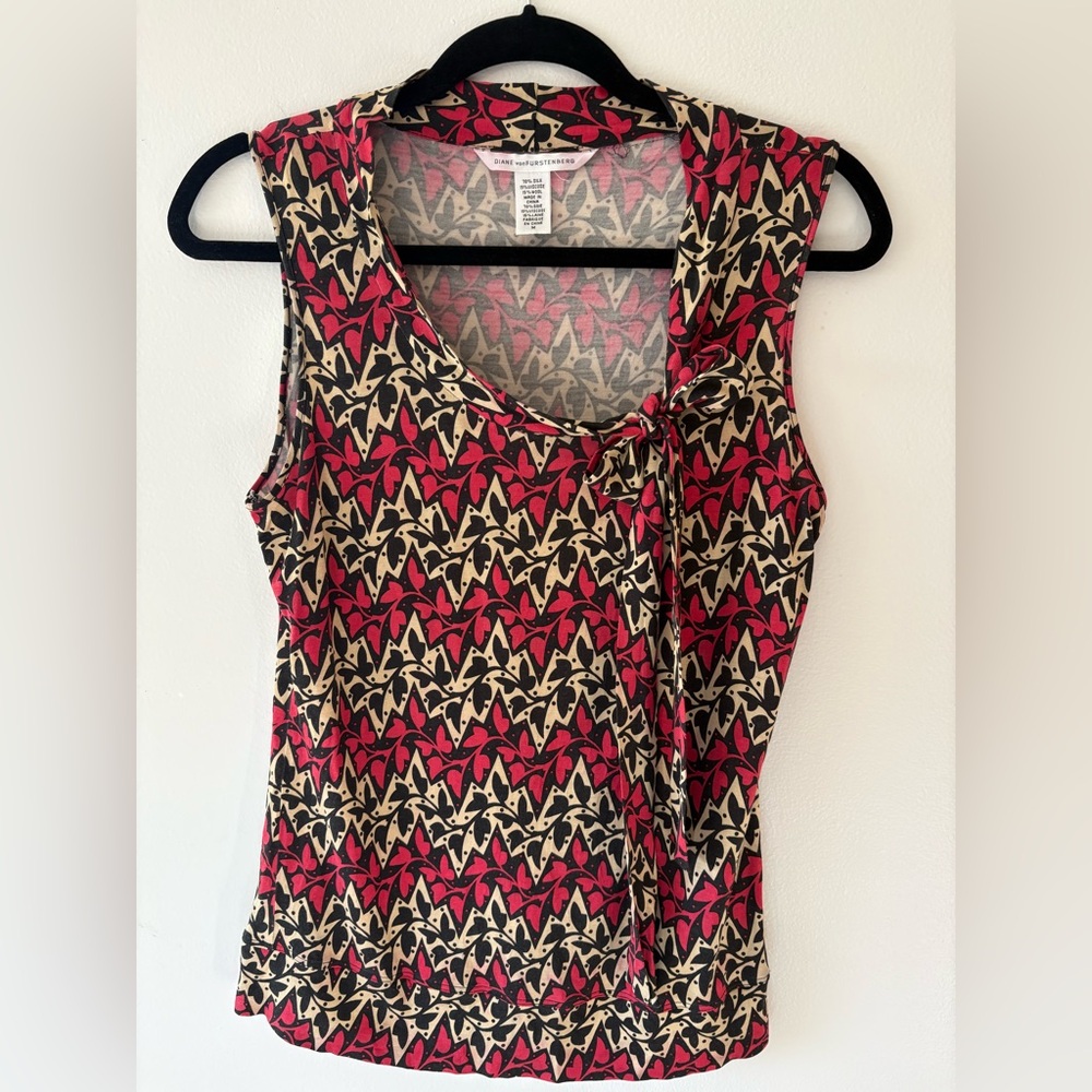 Diane Von Furstenberg Pink and Black Patterned Blouse with Tie